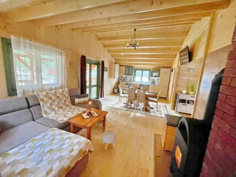 Izvoare Cazare | Cabană (K0596-2) Imaginea poate fi supusă drepturilor de autor. Se recomandă contactarea titularului drepturilor. Izvoare Cazare | Cabană (K0596-2) Imaginea poate fi supusă drepturilor de autor. Se recomandă contactarea titularului drepturilor.