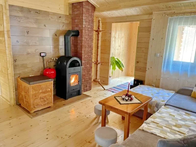 Izvoare Cazare | Cabană (K0596-22) Imaginea poate fi supusă drepturilor de autor. Se recomandă contactarea titularului drepturilor. Izvoare Cazare | Cabană (K0596-22) Imaginea poate fi supusă drepturilor de autor. Se recomandă contactarea titularului drepturilor.