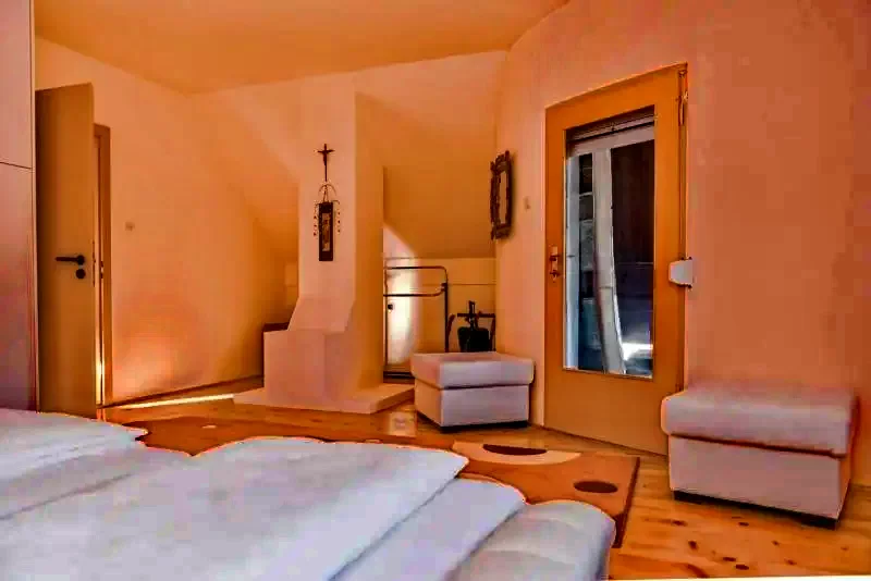 Izvoare Cazare | Cabană (K1252-27) Imaginea poate fi supusă drepturilor de autor. Se recomandă contactarea titularului drepturilor. Izvoare Cazare | Cabană (K1252-27) Imaginea poate fi supusă drepturilor de autor. Se recomandă contactarea titularului drepturilor.