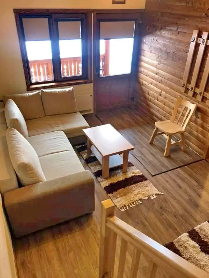 Izvoare Cazare | Cabană (K1283-14) Imaginea poate fi supusă drepturilor de autor. Se recomandă contactarea titularului drepturilor. Izvoare Cazare | Cabană (K1283-14) Imaginea poate fi supusă drepturilor de autor. Se recomandă contactarea titularului drepturilor.