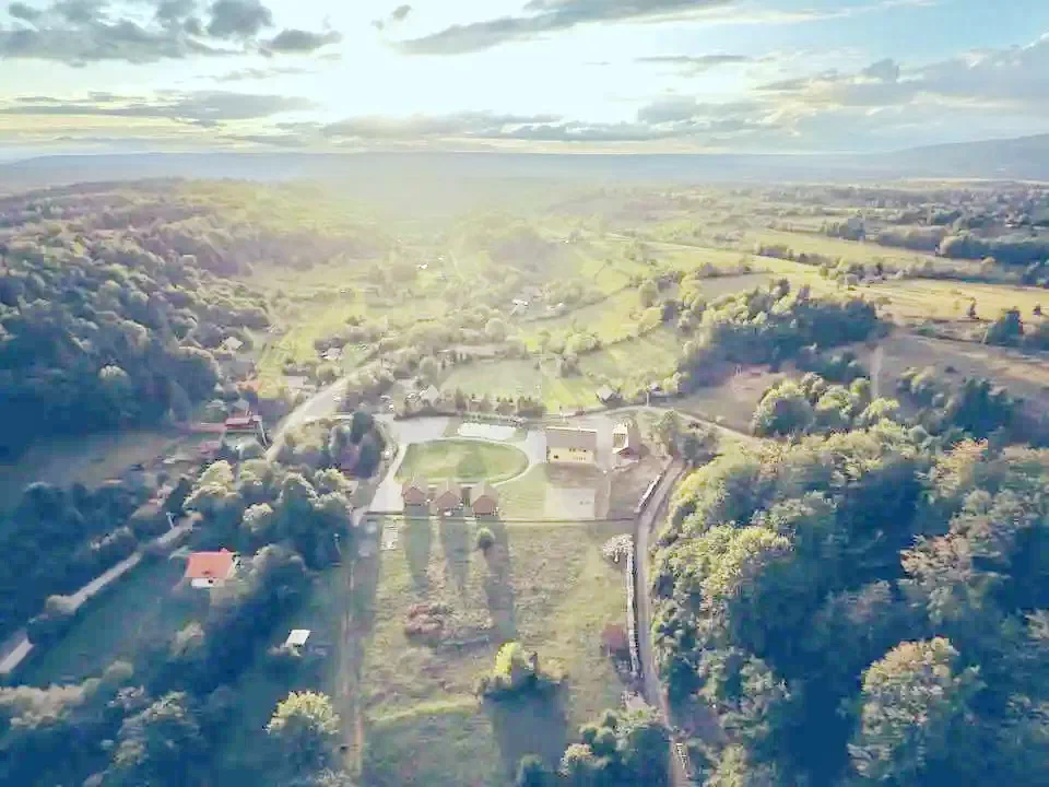 Izvoare Cazare | Cabană (K1283-23) Imaginea poate fi supusă drepturilor de autor. Se recomandă contactarea titularului drepturilor. Izvoare Cazare | Cabană (K1283-23) Imaginea poate fi supusă drepturilor de autor. Se recomandă contactarea titularului drepturilor.