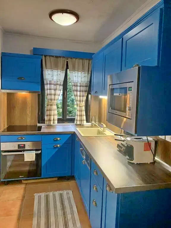 Izvoare Cazare | Cabană (K1284-2) Imaginea poate fi supusă drepturilor de autor. Se recomandă contactarea titularului drepturilor. Izvoare Cazare | Cabană (K1284-2) Imaginea poate fi supusă drepturilor de autor. Se recomandă contactarea titularului drepturilor.