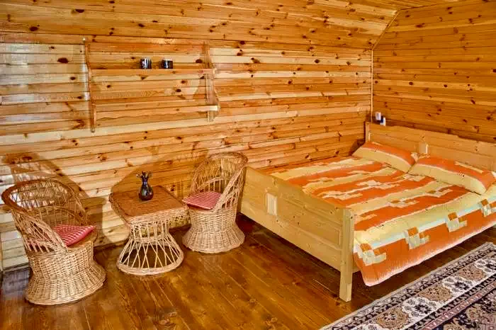 Izvoare Cazare | Cabană (K1284-15) Imaginea poate fi supusă drepturilor de autor. Se recomandă contactarea titularului drepturilor. Izvoare Cazare | Cabană (K1284-15) Imaginea poate fi supusă drepturilor de autor. Se recomandă contactarea titularului drepturilor.