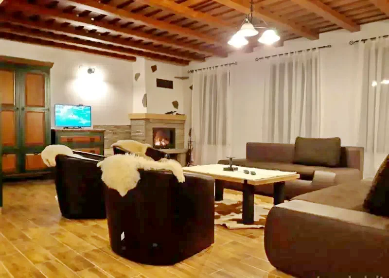 Izvoare Cazare | Cabană (K1149-22) Imaginea poate fi supusă drepturilor de autor. Se recomandă contactarea titularului drepturilor. Izvoare Cazare | Cabană (K1149-22) Imaginea poate fi supusă drepturilor de autor. Se recomandă contactarea titularului drepturilor.