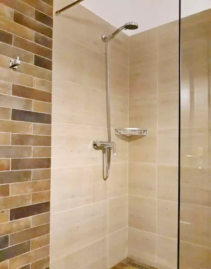 Izvoare Cazare | Cabană (K1149-25) Imaginea poate fi supusă drepturilor de autor. Se recomandă contactarea titularului drepturilor. Izvoare Cazare | Cabană (K1149-25) Imaginea poate fi supusă drepturilor de autor. Se recomandă contactarea titularului drepturilor.