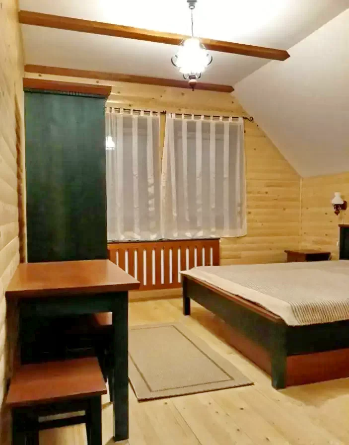 Izvoare Cazare | Cabană (K1149-39) Imaginea poate fi supusă drepturilor de autor. Se recomandă contactarea titularului drepturilor. Izvoare Cazare | Cabană (K1149-39) Imaginea poate fi supusă drepturilor de autor. Se recomandă contactarea titularului drepturilor.