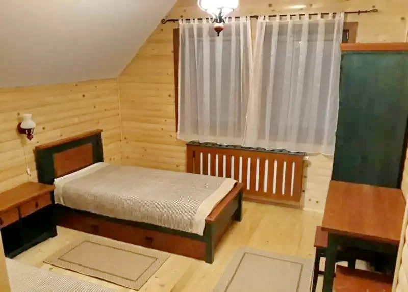 Izvoare Cazare | Cabană (K1149-44) Imaginea poate fi supusă drepturilor de autor. Se recomandă contactarea titularului drepturilor. Izvoare Cazare | Cabană (K1149-44) Imaginea poate fi supusă drepturilor de autor. Se recomandă contactarea titularului drepturilor.