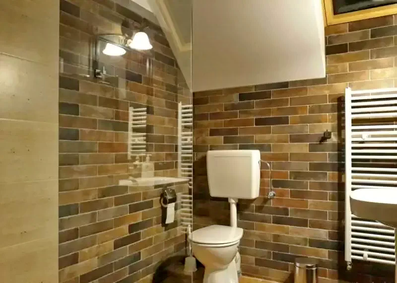 Izvoare Cazare | Cabană (K1149-47) Imaginea poate fi supusă drepturilor de autor. Se recomandă contactarea titularului drepturilor. Izvoare Cazare | Cabană (K1149-47) Imaginea poate fi supusă drepturilor de autor. Se recomandă contactarea titularului drepturilor.