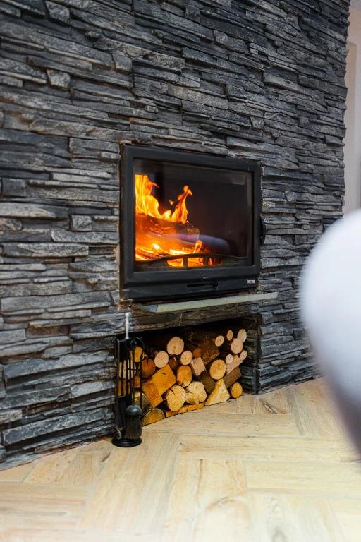 Căpâlnița Cazare | Casă de apartamente (K1592-51) Imaginea poate fi supusă drepturilor de autor. Se recomandă contactarea titularului drepturilor.