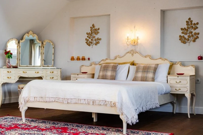 Căpâlnița Cazare | Casă de apartamente (K1592-84) Imaginea poate fi supusă drepturilor de autor. Se recomandă contactarea titularului drepturilor.