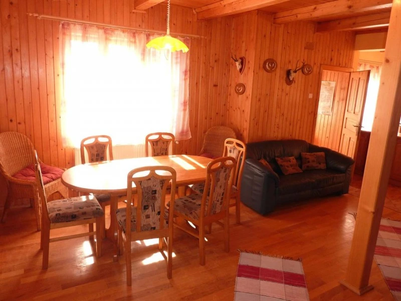 Odorheiu Secuiesc Cazare | Cabană (K0436-3) Imaginea poate fi supusă drepturilor de autor. Se recomandă contactarea titularului drepturilor. Odorheiu Secuiesc Cazare | Cabană (K0436-3) Imaginea poate fi supusă drepturilor de autor. Se recomandă contactarea titularului drepturilor.