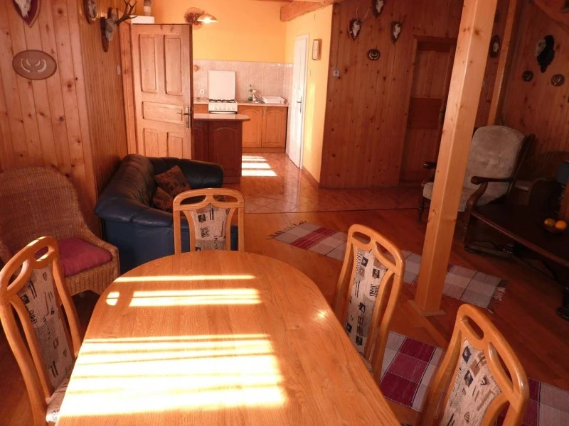 Odorheiu Secuiesc Cazare | Cabană (K0436-5) Imaginea poate fi supusă drepturilor de autor. Se recomandă contactarea titularului drepturilor. Odorheiu Secuiesc Cazare | Cabană (K0436-5) Imaginea poate fi supusă drepturilor de autor. Se recomandă contactarea titularului drepturilor.