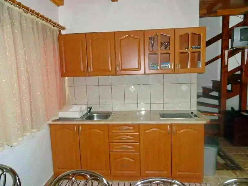 Odorheiu Secuiesc Cazare | Cabană (K1302-6) Imaginea poate fi supusă drepturilor de autor. Se recomandă contactarea titularului drepturilor. Odorheiu Secuiesc Cazare | Cabană (K1302-6) Imaginea poate fi supusă drepturilor de autor. Se recomandă contactarea titularului drepturilor.