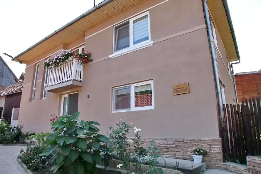 Lupeni Cazare | Casă de oaspeți (K0843-11) Imaginea poate fi supusă drepturilor de autor. Se recomandă contactarea titularului drepturilor. Lupeni Cazare | Casă de oaspeți (K0843-11) Imaginea poate fi supusă drepturilor de autor. Se recomandă contactarea titularului drepturilor.