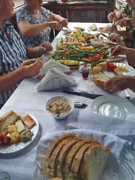 Lupeni Cazare | Casă de oaspeți (K0843-35) Imaginea poate fi supusă drepturilor de autor. Se recomandă contactarea titularului drepturilor. Lupeni Cazare | Casă de oaspeți (K0843-35) Imaginea poate fi supusă drepturilor de autor. Se recomandă contactarea titularului drepturilor.