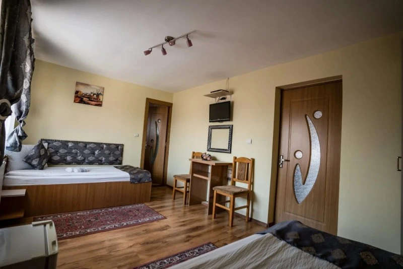 Cristur Cazare | Pensiune (K0269-11) Imaginea poate fi supusă drepturilor de autor. Se recomandă contactarea titularului drepturilor. Cristur Cazare | Pensiune (K0269-11) Imaginea poate fi supusă drepturilor de autor. Se recomandă contactarea titularului drepturilor.