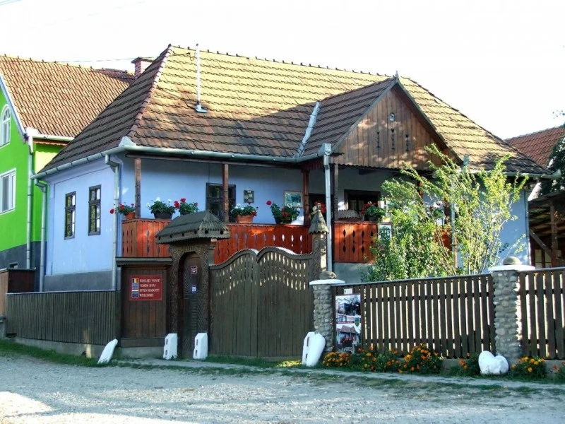 Cristuru Secuiesc Cazare | Casă de oaspeți (K0581-28) Imaginea poate fi supusă drepturilor de autor. Se recomandă contactarea titularului drepturilor. Cristuru Secuiesc Cazare | Casă de oaspeți (K0581-28) Imaginea poate fi supusă drepturilor de autor. Se recomandă contactarea titularului drepturilor.