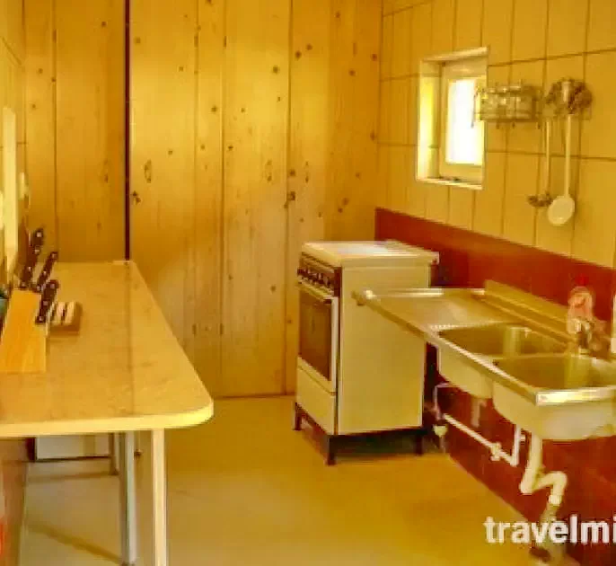 Zetelaka Szállás | Kulcsosház (K0282-7) A kép szerzői jogvédelem alatt állhat. Javasolt a kapcsolatfelvétel a jog tulajdonossal. Zetelaka Szállás | Kulcsosház (K0282-7) A kép szerzői jogvédelem alatt állhat. Javasolt a kapcsolatfelvétel a jog tulajdonossal.