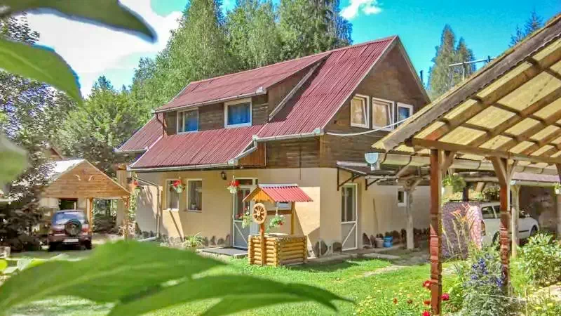 Zetea Cazare | Cabană (K0282-44) Imaginea poate fi supusă drepturilor de autor. Se recomandă contactarea titularului drepturilor.