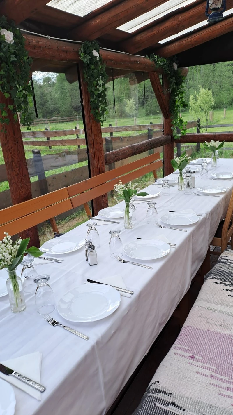 Zetea Cazare | Cabană (K0343-38) Imaginea poate fi supusă drepturilor de autor. Se recomandă contactarea titularului drepturilor.