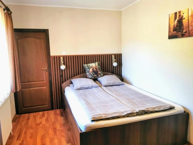 Odorheiu Secuiesc Cazare | Vilă (K0636-34) Imaginea poate fi supusă drepturilor de autor. Se recomandă contactarea titularului drepturilor.