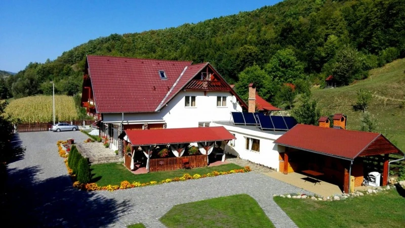 Odorheiu Secuiesc Cazare | Vilă (K0636-65) Imaginea poate fi supusă drepturilor de autor. Se recomandă contactarea titularului drepturilor.