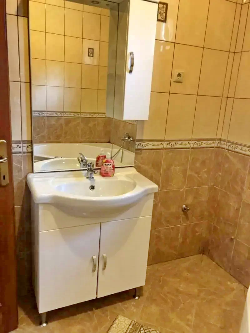 Mișcolț Cazare | Casă de oaspeți (K0874-2) Imaginea poate fi supusă drepturilor de autor. Se recomandă contactarea titularului drepturilor.