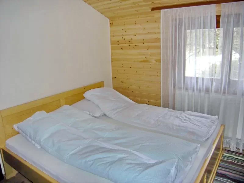 Odorheiu Secuiesc Cazare | Casă de oaspeți (K0336-20) Imaginea poate fi supusă drepturilor de autor. Se recomandă contactarea titularului drepturilor.