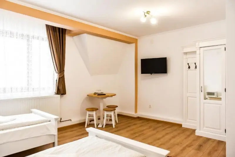 Farkaslaka Szállás | Panzió (K0358-47) A kép szerzői jogvédelem alatt állhat. Javasolt a kapcsolatfelvétel a jog tulajdonossal.