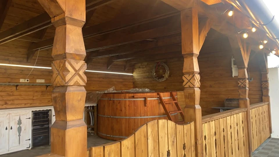 Lupeni Cazare | Cabană (K1123-26) Imaginea poate fi supusă drepturilor de autor. Se recomandă contactarea titularului drepturilor.