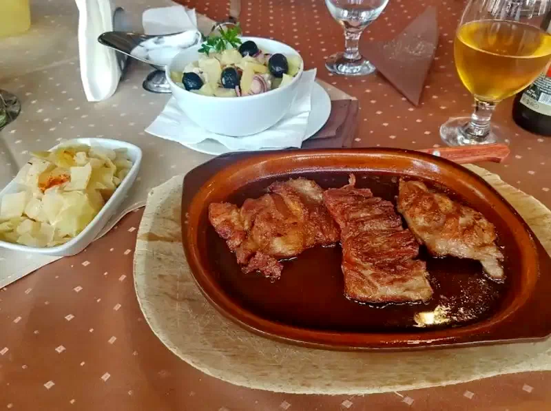 Szováta Szállás | Hotel*** (K0062-13) A kép szerzői jogvédelem alatt állhat. Javasolt a kapcsolatfelvétel a jog tulajdonossal.