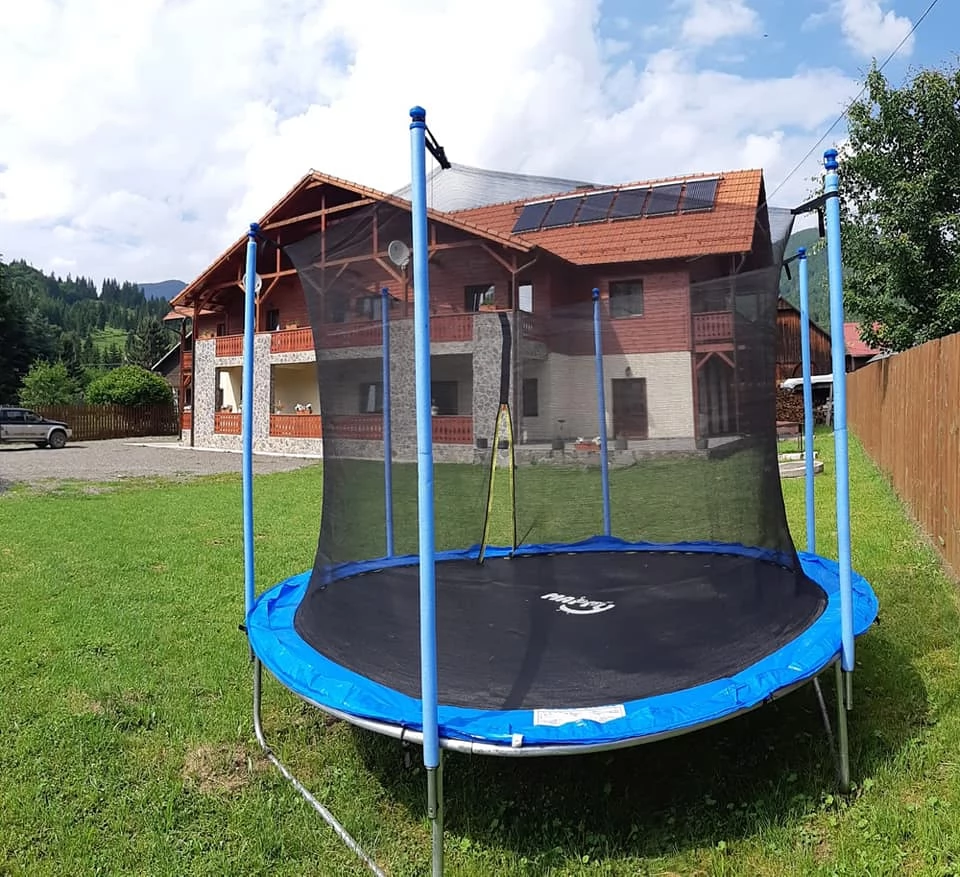 Colibița Cazare | Cabană (K1451-30) Imaginea poate fi supusă drepturilor de autor. Se recomandă contactarea titularului drepturilor.