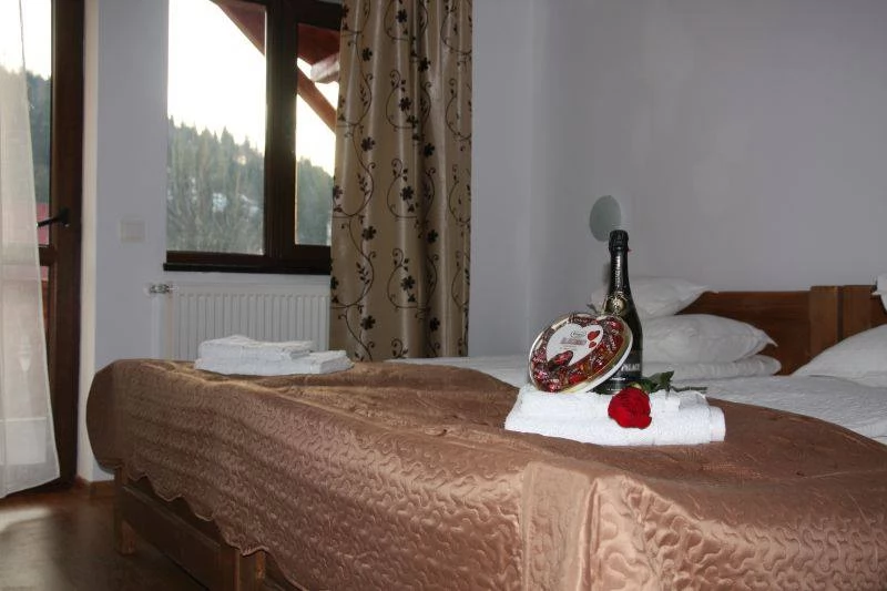 Kolibica Szállás | Kulcsosház (K1451-43) A kép szerzői jogvédelem alatt állhat. Javasolt a kapcsolatfelvétel a jog tulajdonossal.