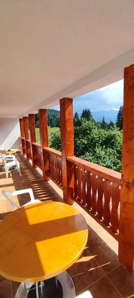 Colibița Cazare | Cabană (K1451-45) Imaginea poate fi supusă drepturilor de autor. Se recomandă contactarea titularului drepturilor.