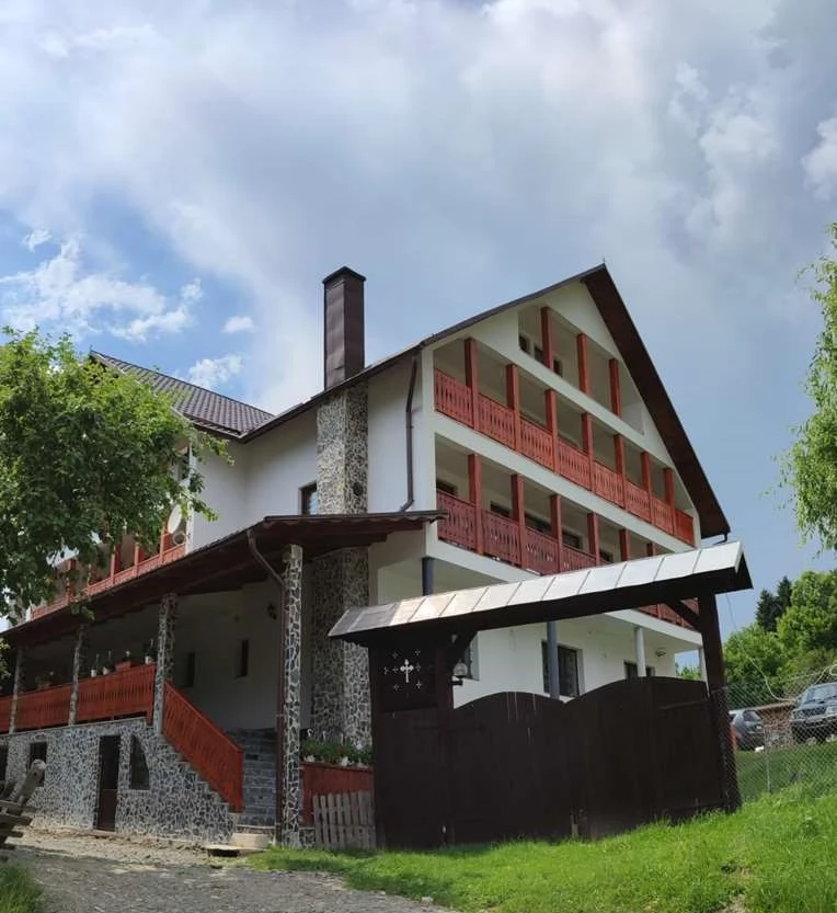 Kolibica Szállás | Kulcsosház (K1451-59) A kép szerzői jogvédelem alatt állhat. Javasolt a kapcsolatfelvétel a jog tulajdonossal.