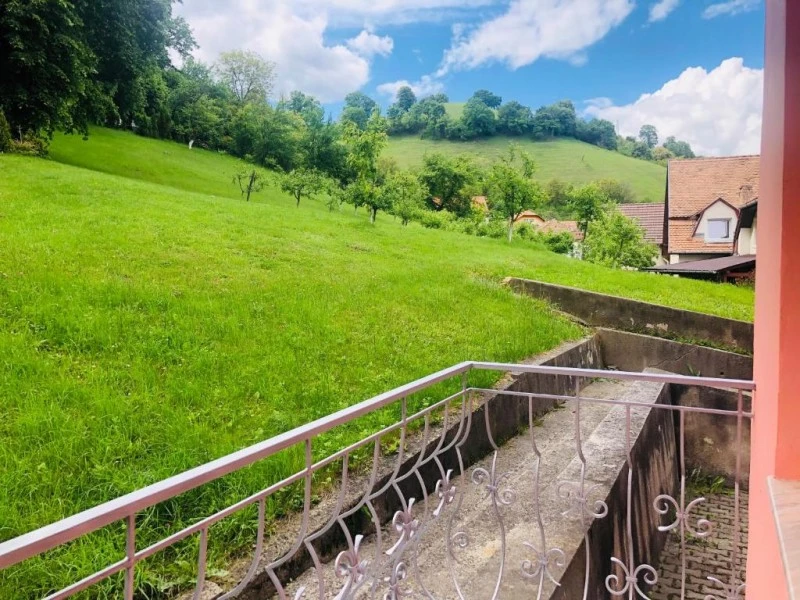 Segesvár Szállás | Hotel*** (K1588-18) A kép szerzői jogvédelem alatt állhat. Javasolt a kapcsolatfelvétel a jog tulajdonossal. Segesvár Szállás | Hotel*** (K1588-18) A kép szerzői jogvédelem alatt állhat. Javasolt a kapcsolatfelvétel a jog tulajdonossal.