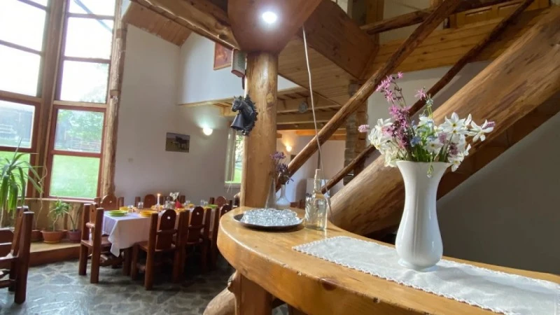 Băile Homorod Cazare | Pensiune (K0121-36) Imaginea poate fi supusă drepturilor de autor. Se recomandă contactarea titularului drepturilor.