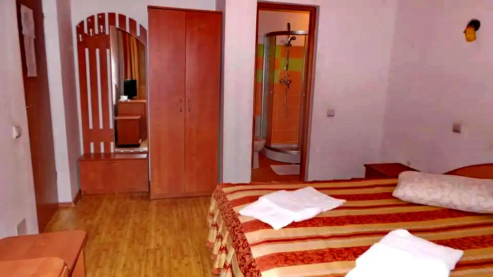 Félixfürdő Szállás | Panzió (K0803-16) A kép szerzői jogvédelem alatt állhat. Javasolt a kapcsolatfelvétel a jog tulajdonossal.