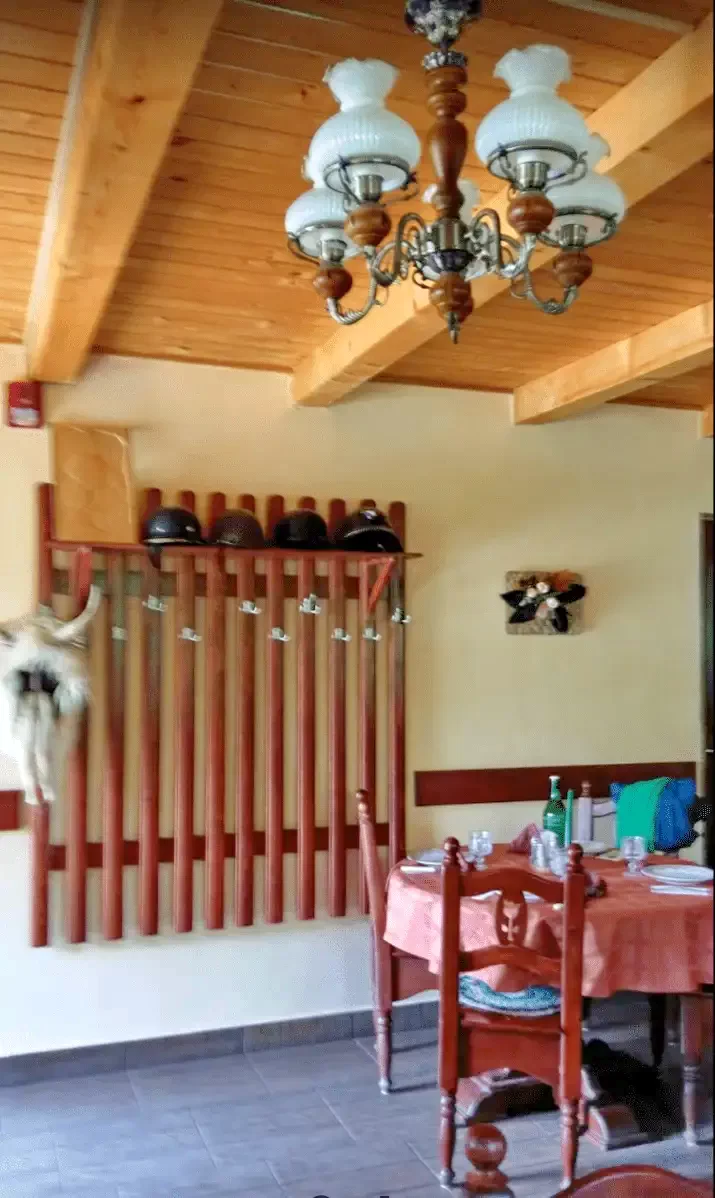 Lunca de Jos Cazare | Pensiune (K0929-3) Imaginea poate fi supusă drepturilor de autor. Se recomandă contactarea titularului drepturilor.