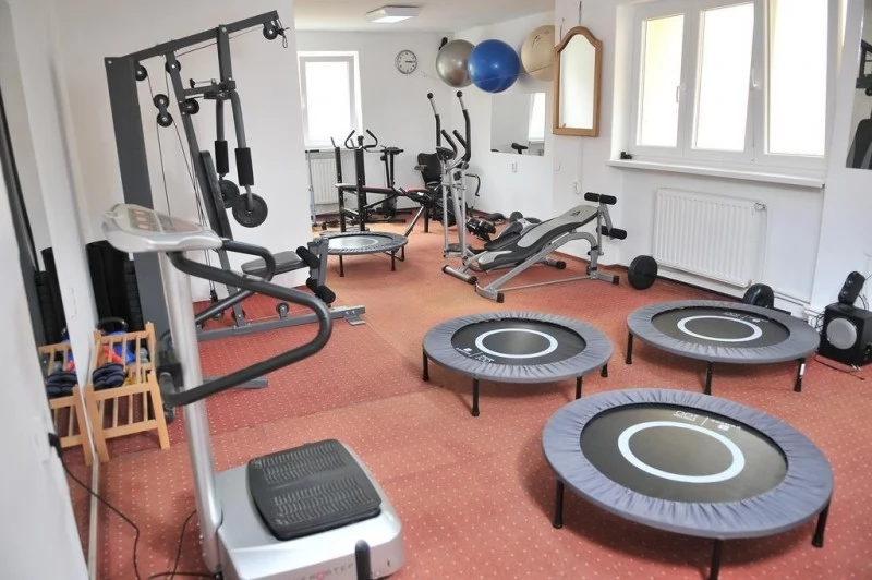 Gyimesközéplok Szállás | Hostel (K1111-25) A kép szerzői jogvédelem alatt állhat. Javasolt a kapcsolatfelvétel a jog tulajdonossal.