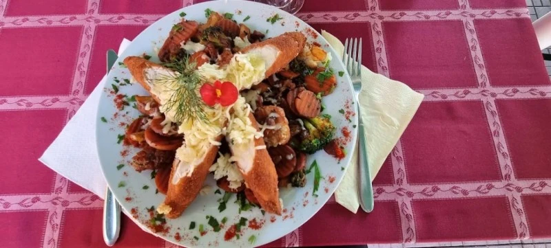 Szállás Sfântu-Gheorghe - Hotel & Restaurant Sugás *** | Sepsiszentgyörgy - Hotel & Restaurant Sugás ***. A kép szerzői jogvédelem alatt állhat. Javasolt a kapcsolatfelvétel a jog tulajdonossal.