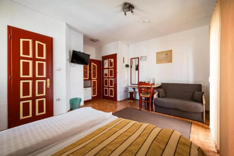 Sfântu Gheorghe Cazare | Hotel*** (K1569-40) Imaginea poate fi supusă drepturilor de autor. Se recomandă contactarea titularului drepturilor.