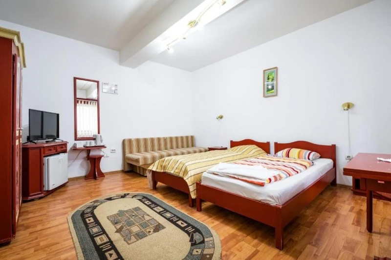 Szállás Sfântu-Gheorghe - Hotel & Restaurant Sugás *** | Sepsiszentgyörgy - Hotel & Restaurant Sugás ***. A kép szerzői jogvédelem alatt állhat. Javasolt a kapcsolatfelvétel a jog tulajdonossal.