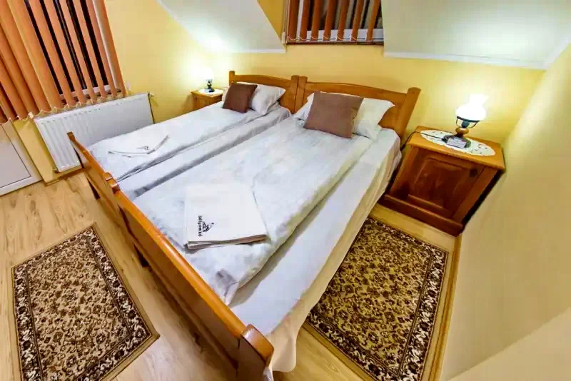 Bixad Cazare | Cabană (K1117-31) Imaginea poate fi supusă drepturilor de autor. Se recomandă contactarea titularului drepturilor. Bixad Cazare | Cabană (K1117-31) Imaginea poate fi supusă drepturilor de autor. Se recomandă contactarea titularului drepturilor.