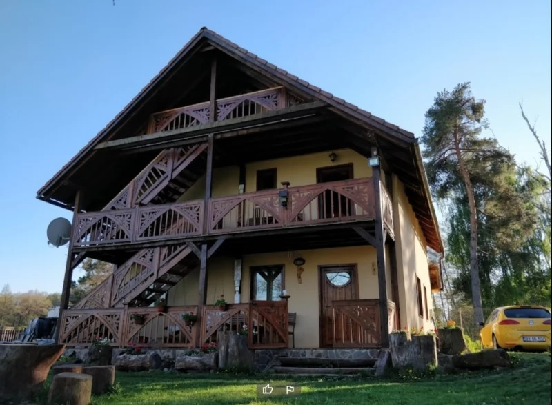 Sfântu Gheorghe Cazare | Pensiune (K1450-17) Imaginea poate fi supusă drepturilor de autor. Se recomandă contactarea titularului drepturilor.