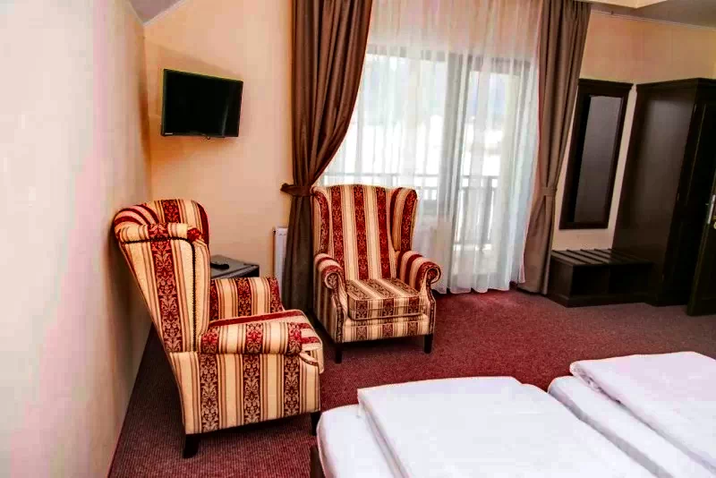 Cazare Sâmbăta de Sus - Pensiunea Roua Muntilor*** | Felsőszombatfalva - Roua Muntilor Panzió***. Imaginea poate fi supusă drepturilor de autor. Se recomandă contactarea titularului drepturilor.