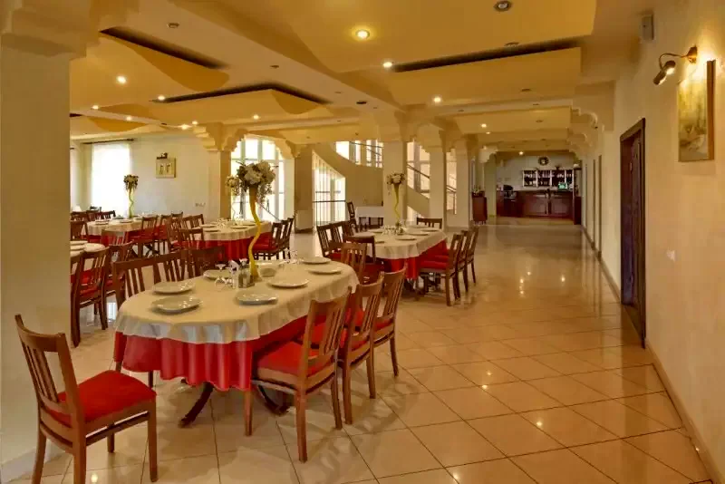 Sighișoara Cazare | Hotel*** (K1384-2) Imaginea poate fi supusă drepturilor de autor. Se recomandă contactarea titularului drepturilor. Sighișoara Cazare | Hotel*** (K1384-2) Imaginea poate fi supusă drepturilor de autor. Se recomandă contactarea titularului drepturilor.