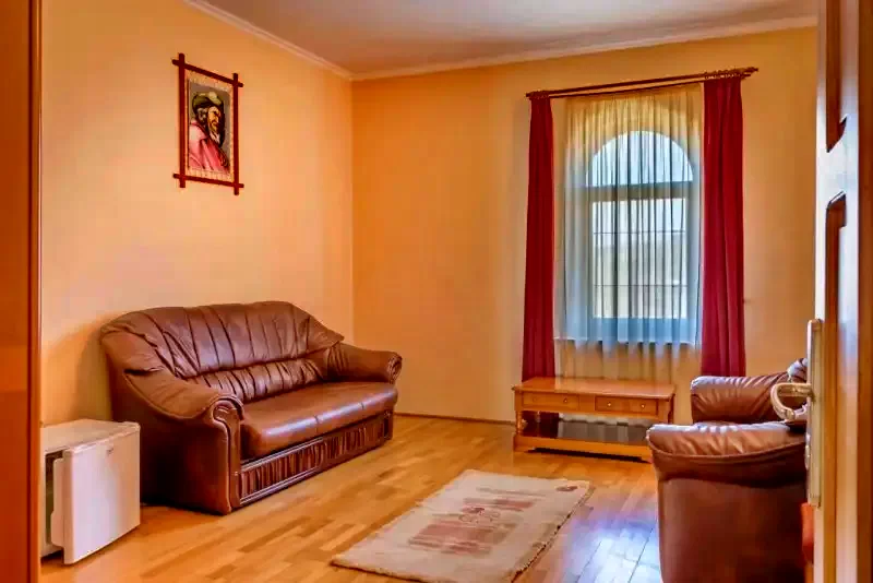 Sighișoara Cazare | Hotel*** (K1384-21) Imaginea poate fi supusă drepturilor de autor. Se recomandă contactarea titularului drepturilor. Sighișoara Cazare | Hotel*** (K1384-21) Imaginea poate fi supusă drepturilor de autor. Se recomandă contactarea titularului drepturilor.