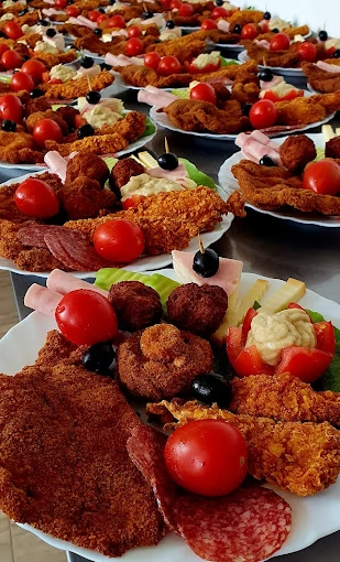 Sfântu Gheorghe Cazare | Pensiune (K1450-4) Imaginea poate fi supusă drepturilor de autor. Se recomandă contactarea titularului drepturilor.