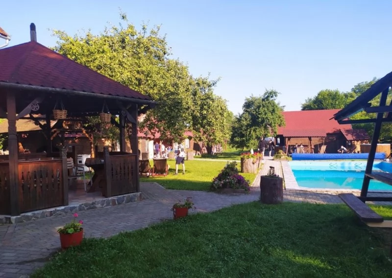 Covasna Cazare | Pensiune (K1443-11) Imaginea poate fi supusă drepturilor de autor. Se recomandă contactarea titularului drepturilor.